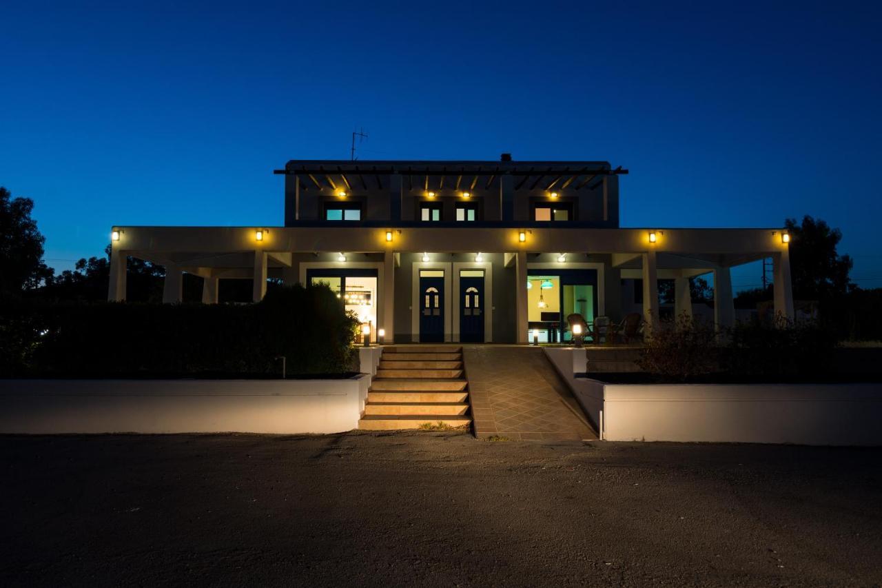 The "Perfect Beach House" Villa Lakhania Eksteriør billede